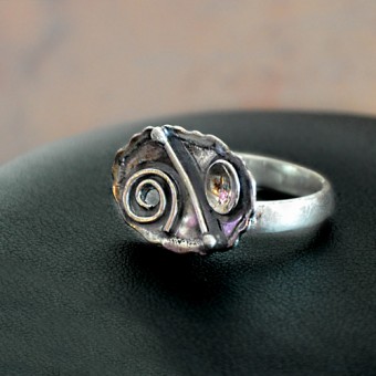 СРЕБЪРЕН ПРЪСТЕН, РЪЧНА ИЗРАБОТКА.